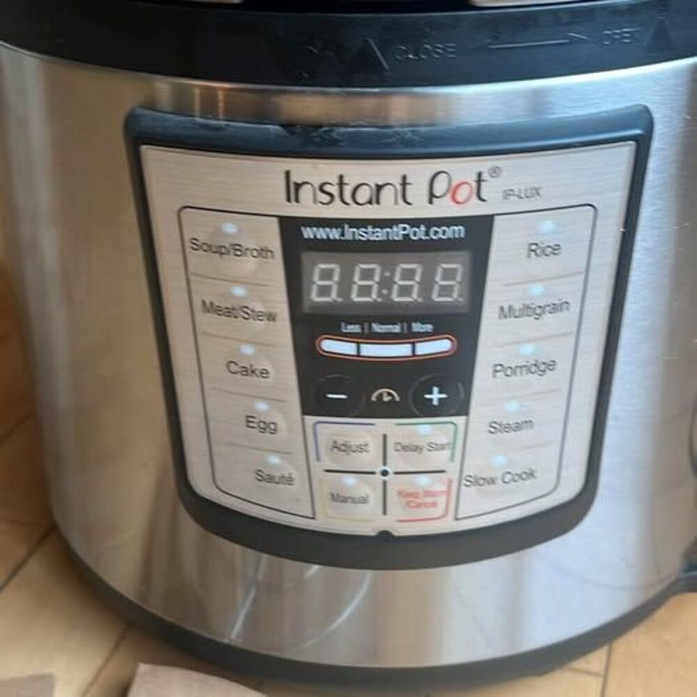 Instant Pot IP-LUX Multi-Use Pressure Cooker - Picture 2 of 5